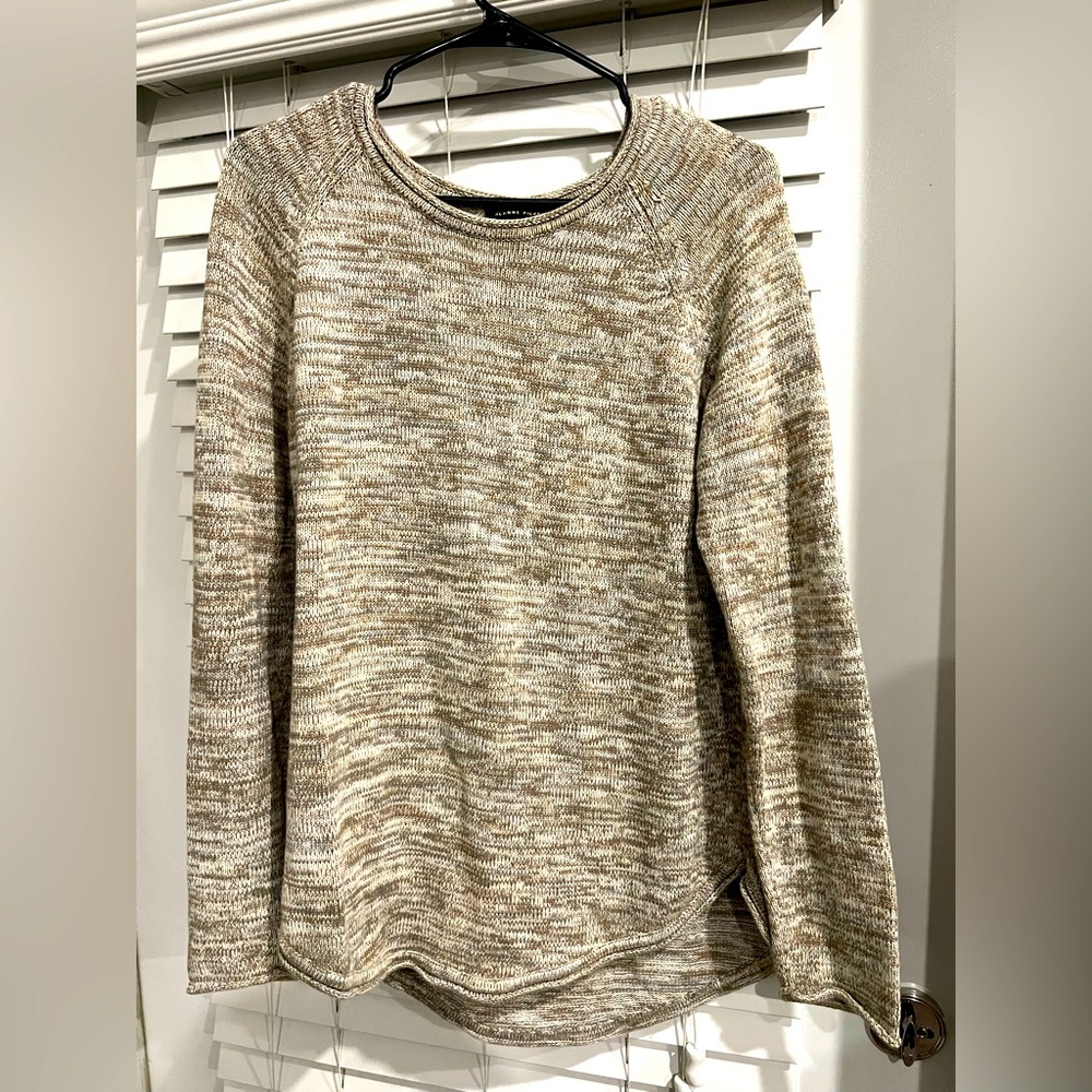 Grey sweater